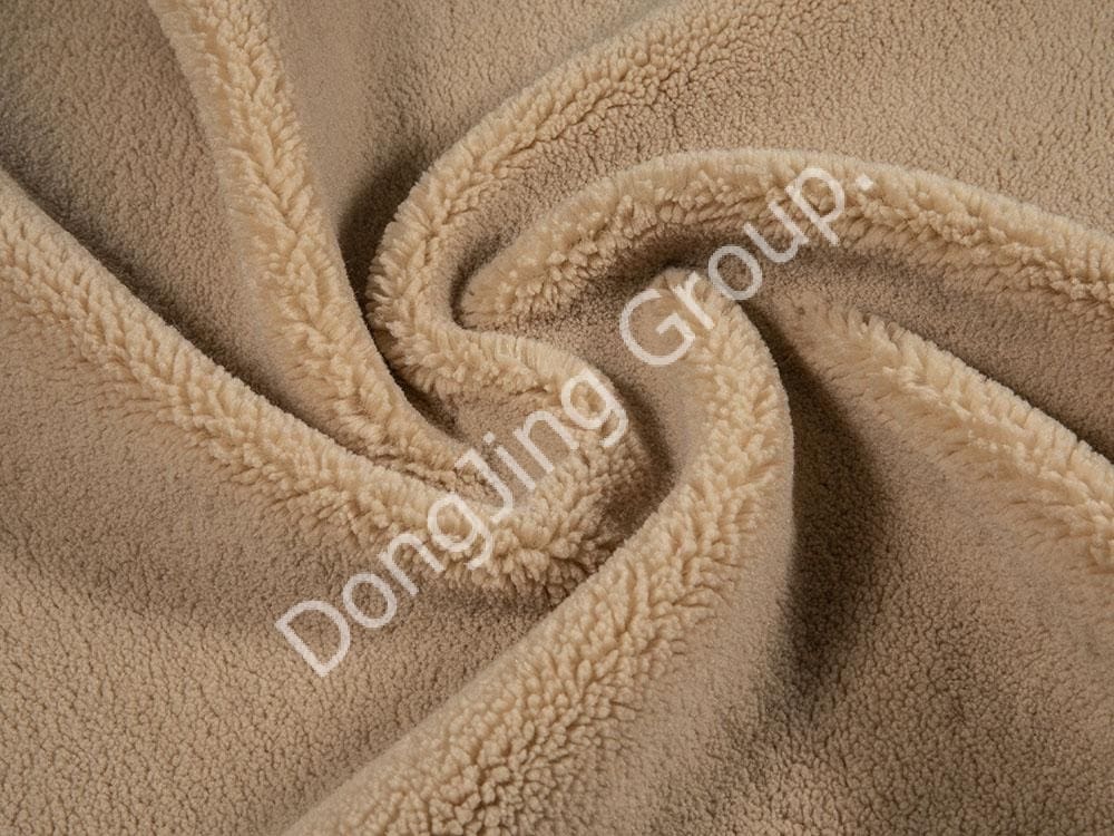 9T1938-Béžová hviezda ťavia jahňacia srsť faux fur fabric