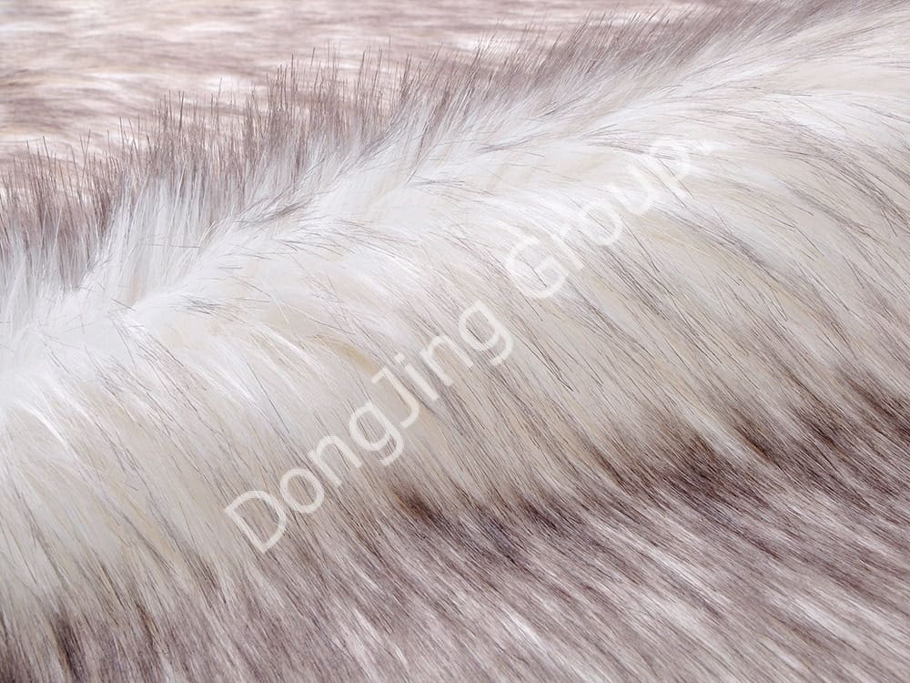 DP0632-Bielo zafarbená špička faux fur fabric