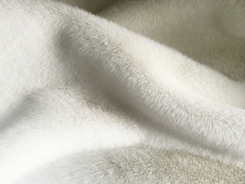 XKD0018-Biela juhoamerická norka faux fur fabric