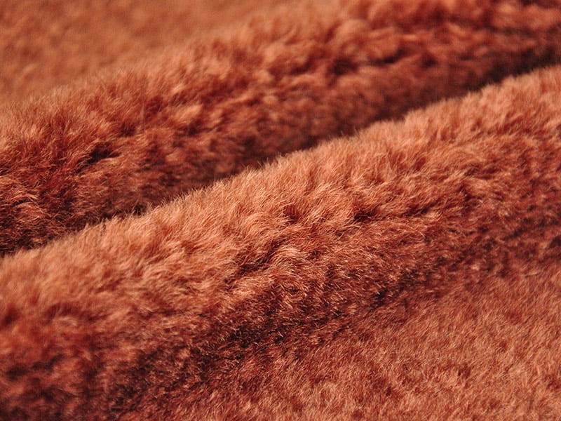 XKT0253-Rubínový malý toka faux fur fabric